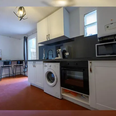Grand De 100m2 -allee Paul Riquet - 4chambres - Wifi- Tv Connectee Apartment