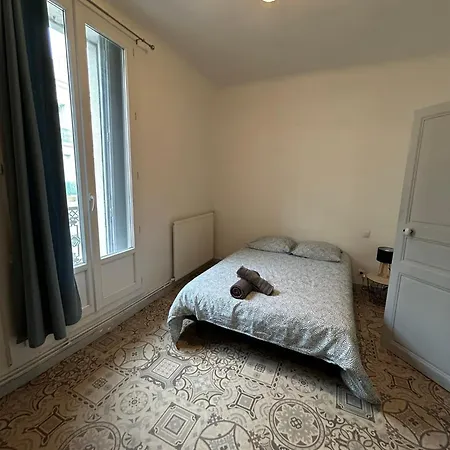 Grand De 100m2 -allee Paul Riquet - 4chambres - Wifi- Tv Connectee