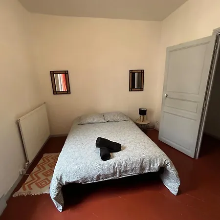 Grand De 100m2 -allee Paul Riquet - 4chambres - Wifi- Tv Connectee Apartmán Béziers