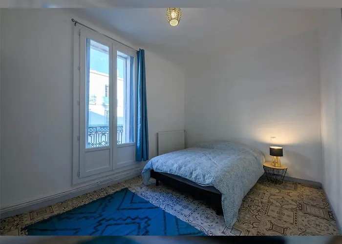 Grand De 100m2 -allee Paul Riquet - 4chambres - Wifi- Tv Connectee * Béziers