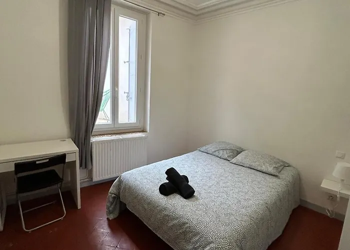 Apartman Grand De 100m2 -allee Paul Riquet - 4chambres - Wifi- Tv Connectee